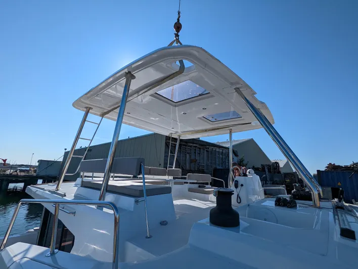 Neve Yacht Photos Pics 