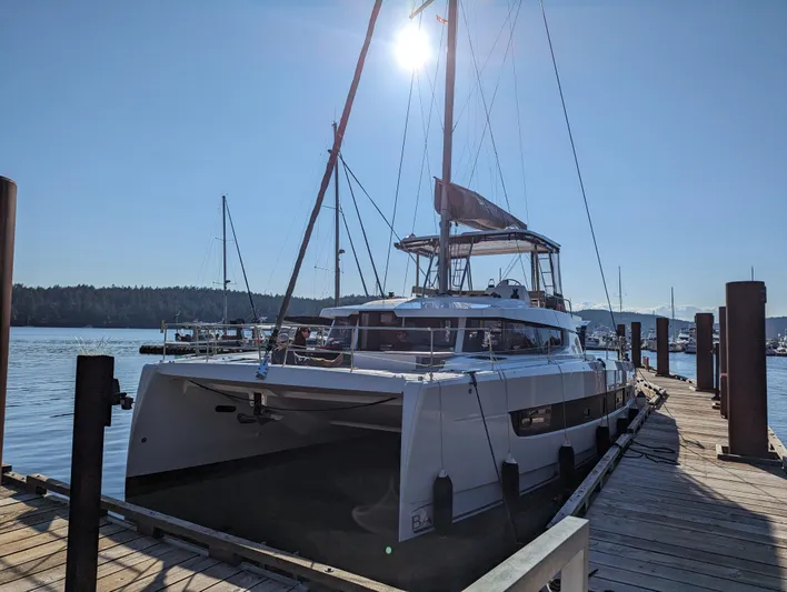 Neve Yacht Photos Pics 