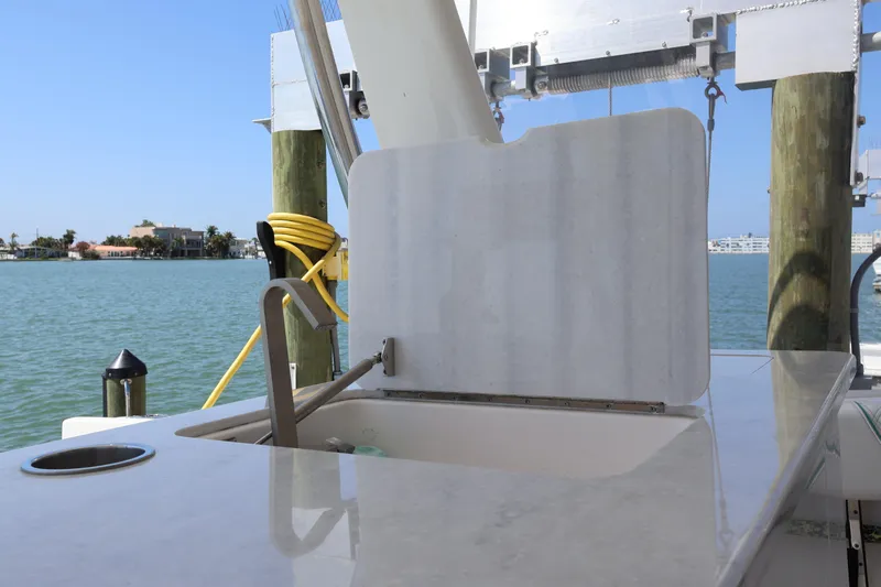  Yacht Photos Pics 2022 Regal 38 SAV boat with open deck and water view.