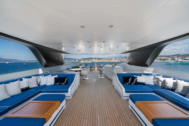  Yacht Photos Pics Luxurious 2018 Sanlorenzo 52Steel yacht deck with elegant seating and ocean view.