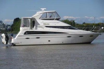 Carver 47 Motor Yacht