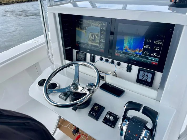 Net Asset Yacht Photos Pics 