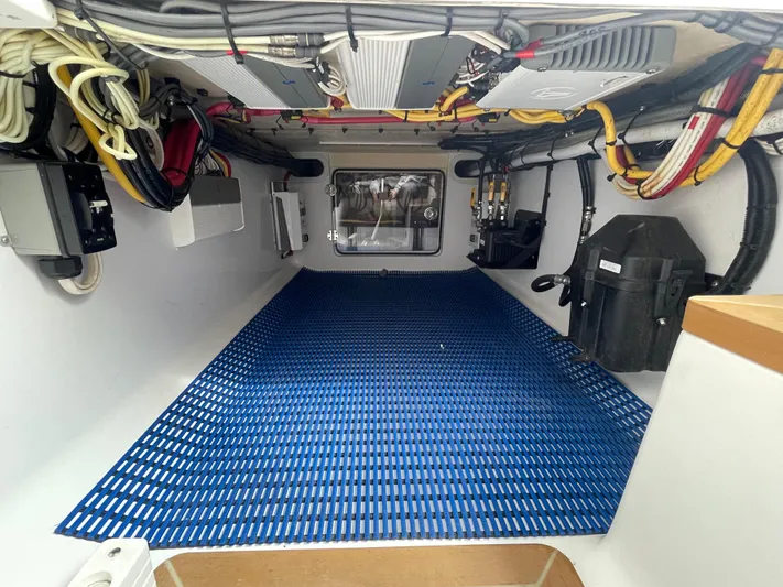 Net Asset Yacht Photos Pics 