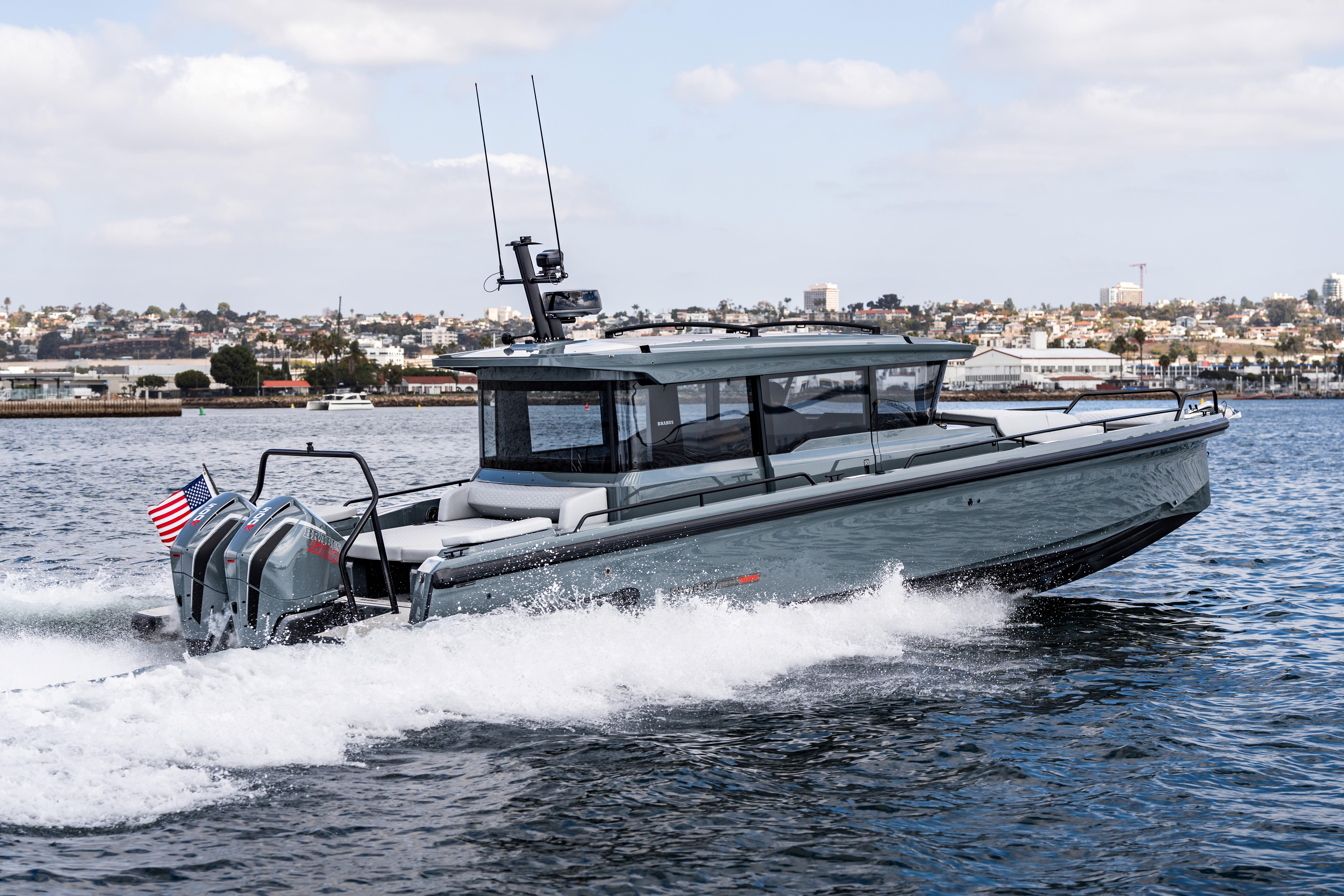 2025 BRABUS 1000 Cross Cabin Signature Edition yacht cruising on open water.