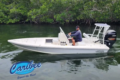 Hewes Redfisher 18