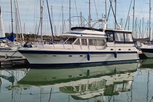 2001 Trader 535 Signature