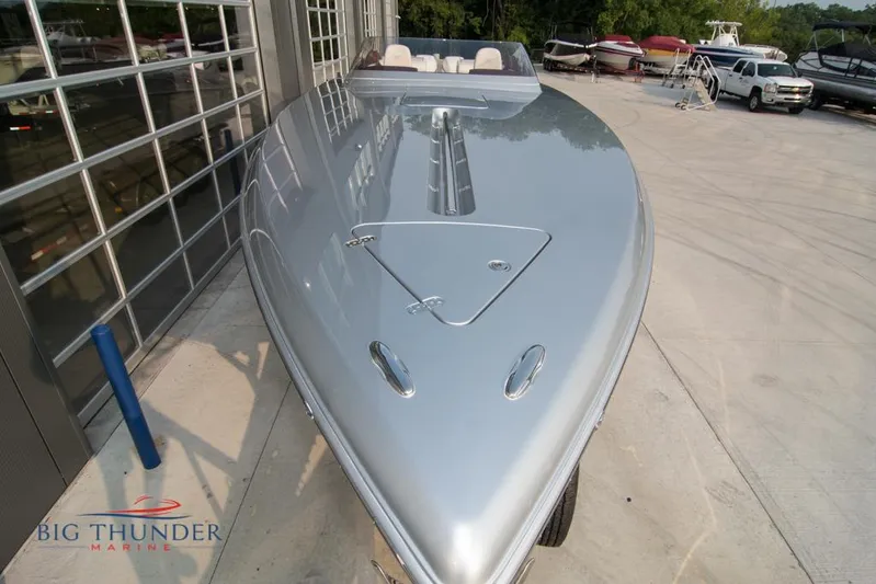  Yacht Photos Pics 2019 Donzi 41 GT boat at Big Thunder Marine dealership.