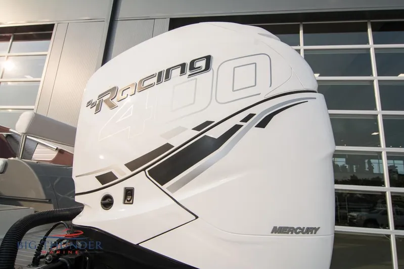  Yacht Photos Pics 2019 Donzi 41 GT with Mercury Racing 400 outboard engine.