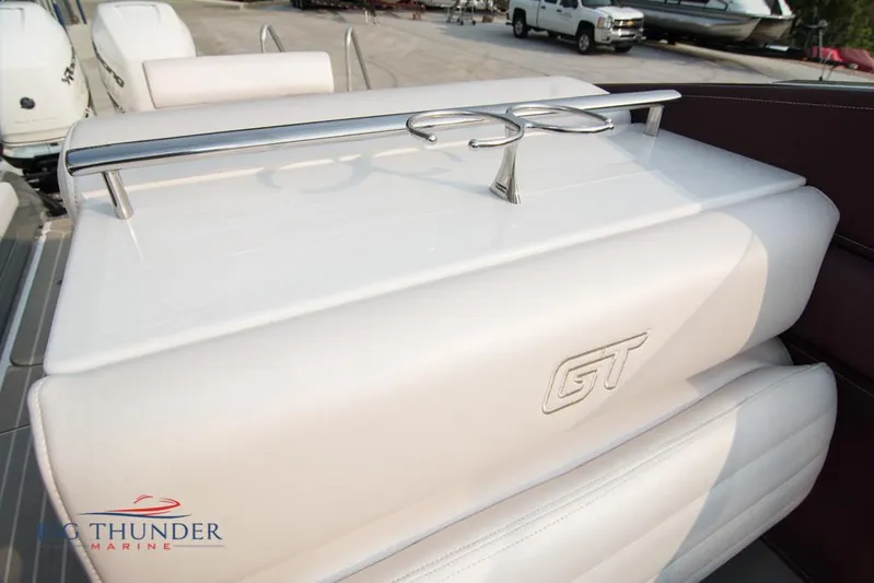  Yacht Photos Pics 2019 Donzi 41 GT boat interior with white seating and GT logo.