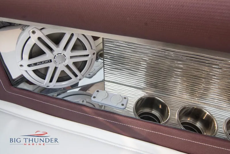  Yacht Photos Pics 2019 Donzi 41 GT boat interior with JL Audio speaker and cup holders.