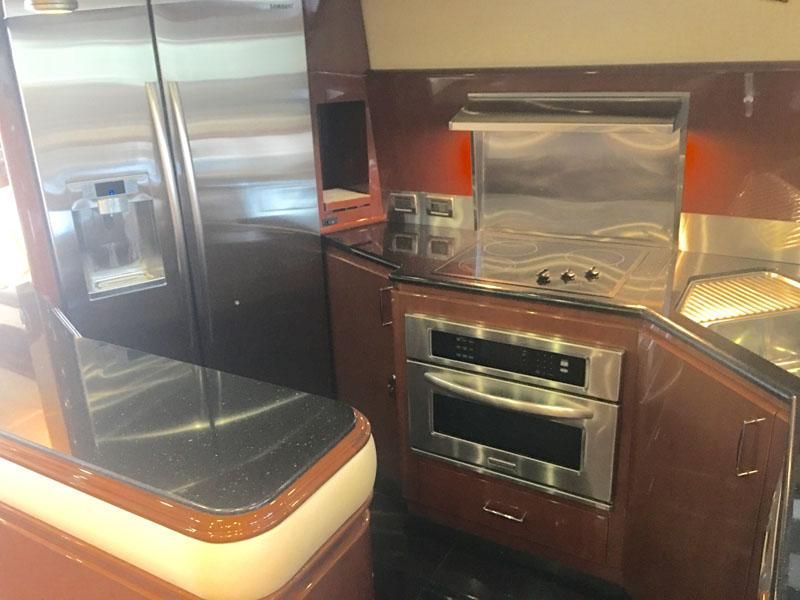 2004 Marquis 65