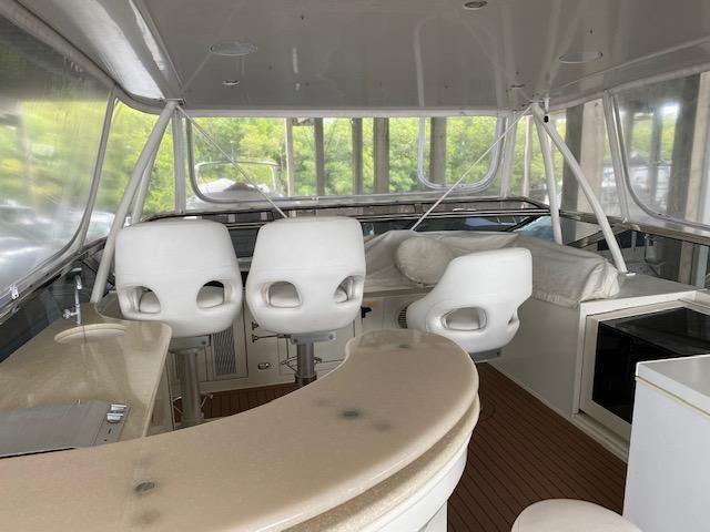 2004 Marquis 65
