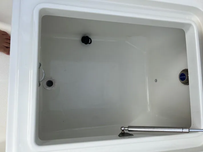  Yacht Photos Pics 2015 Hydra-sports 42 Custom - Image 56