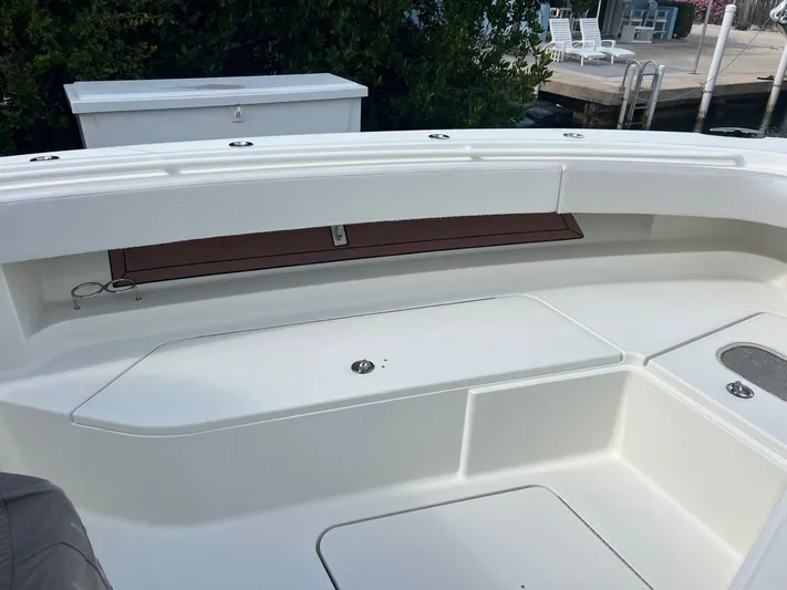  Yacht Photos Pics 2015 Hydra-sports 42 Custom - Image 21