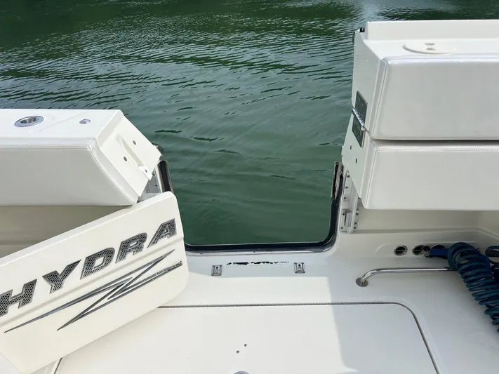  Yacht Photos Pics 2015 Hydra-sports 42 Custom - Image 43