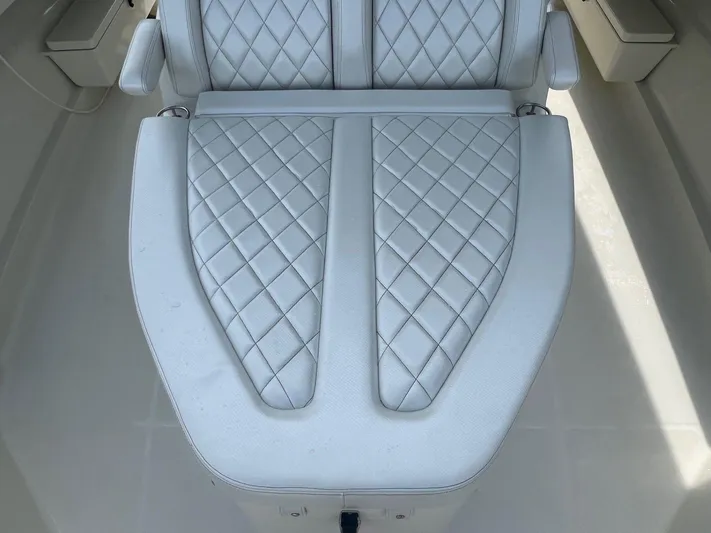  Yacht Photos Pics 2015 Hydra-sports 42 Custom - Image 29