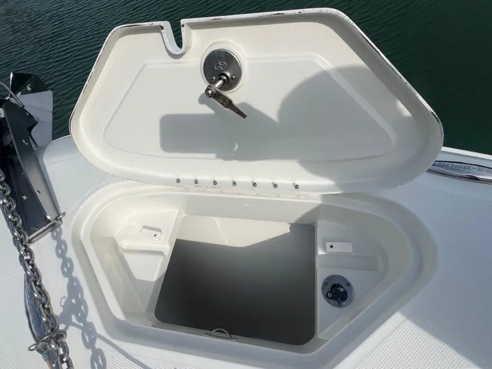  Yacht Photos Pics 2015 Hydra-sports 42 Custom - Image 27