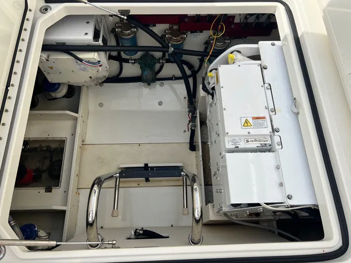  Yacht Photos Pics 2015 Hydra-sports 42 Custom - Image 68