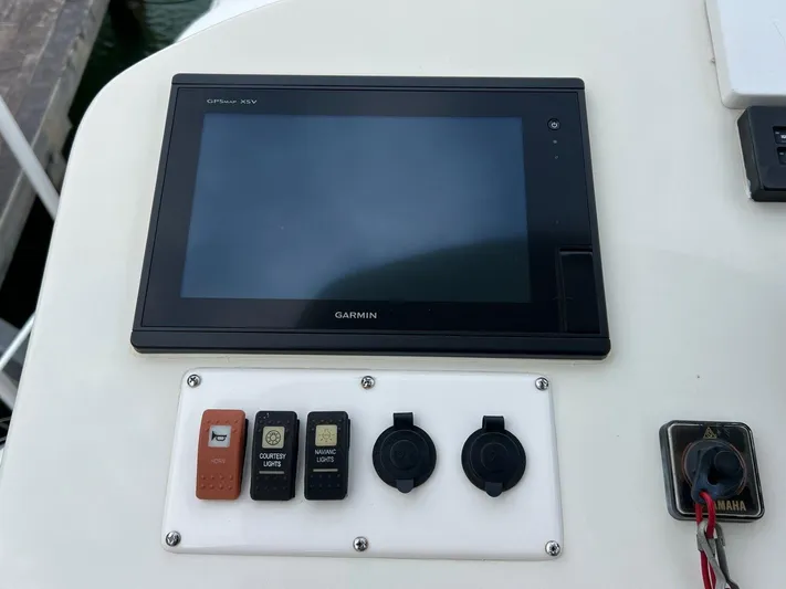  Yacht Photos Pics 2015 Hydra-sports 42 Custom - Image 96