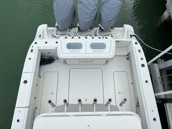  Yacht Photos Pics 2015 Hydra-sports 42 Custom - Image 90