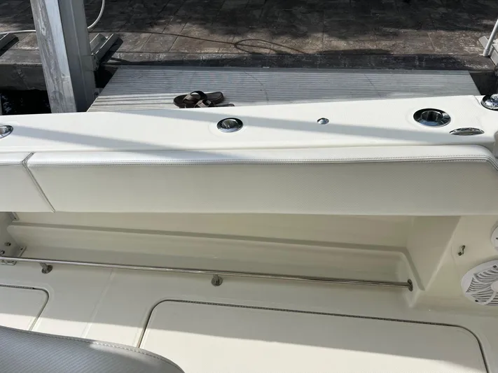  Yacht Photos Pics 2015 Hydra-sports 42 Custom - Image 53