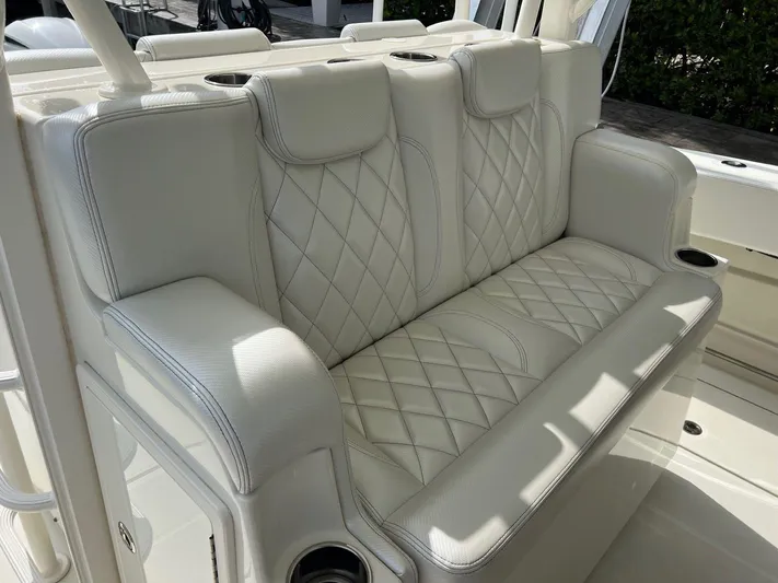  Yacht Photos Pics 2015 Hydra-sports 42 Custom - Image 37