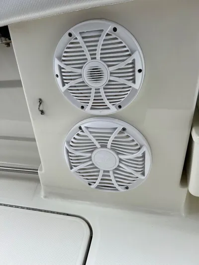  Yacht Photos Pics 2015 Hydra-sports 42 Custom - Image 54