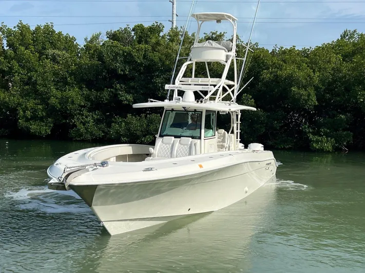  Yacht Photos Pics 2015 Hydra-sports 42 Custom - Image 6