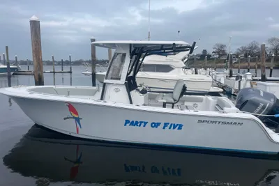 2019 Sportsman Open 242 Center Console