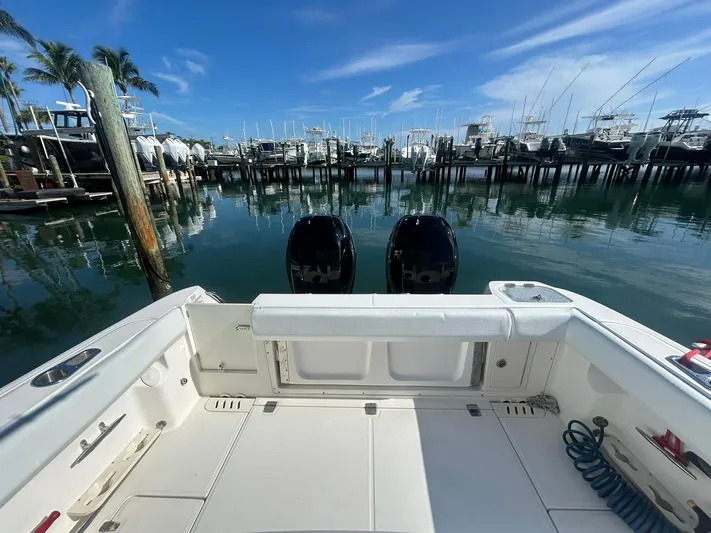The Homestretch Yacht Photos Pics 2014 Boston Whaler - Aft