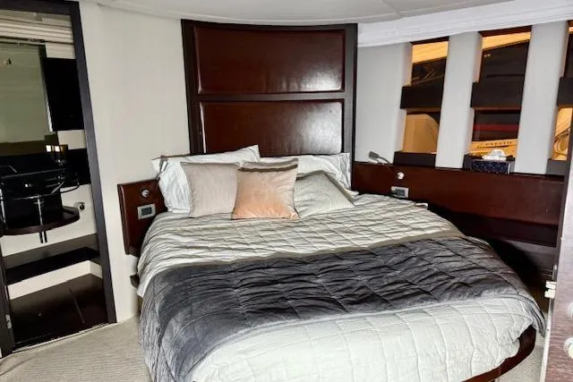  Yacht Photos Pics Luxurious bedroom interior of 2011 Azimut 62S Italia yacht with modern design.