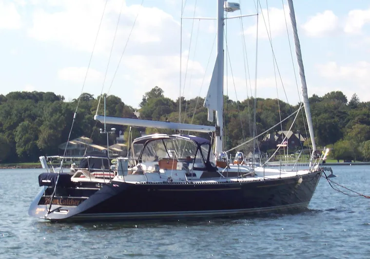 Blue Yacht Photos Pics 