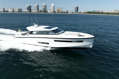 Delta Powerboats 48 Coupe