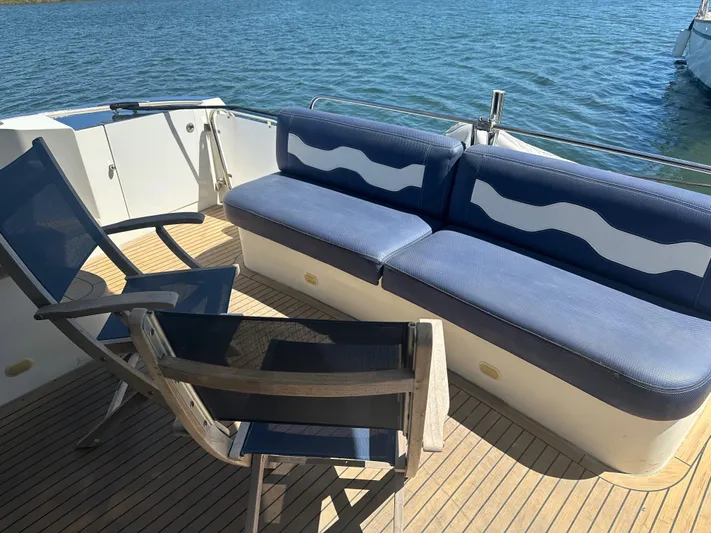 W Yacht Photos Pics 7 2007 Marquis 55 Exterior 7