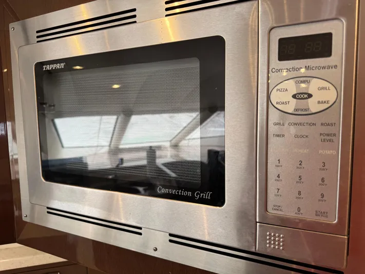 W Yacht Photos Pics 14 2007 Marquis 55 Galley Microwave