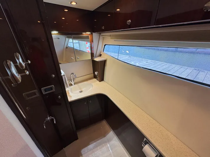 W Yacht Photos Pics 27 2007 Marquis 55 Owners State Room Ensuite Sink