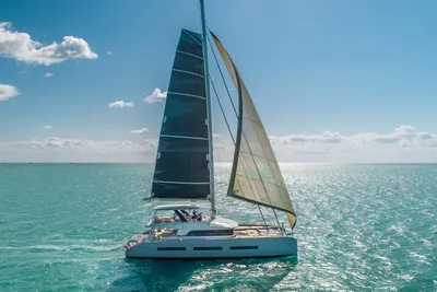 Lagoon SEVENTY 7