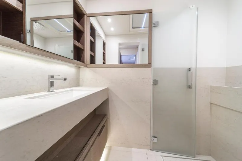 Olivia Rb Yacht Photos Pics 