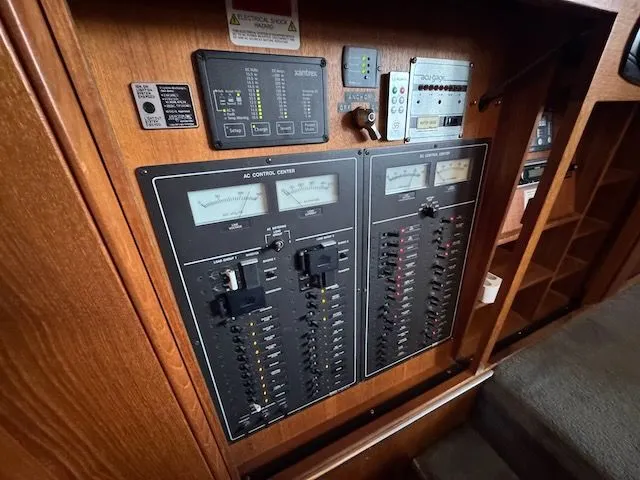 Copacetic Yacht Photos Pics 