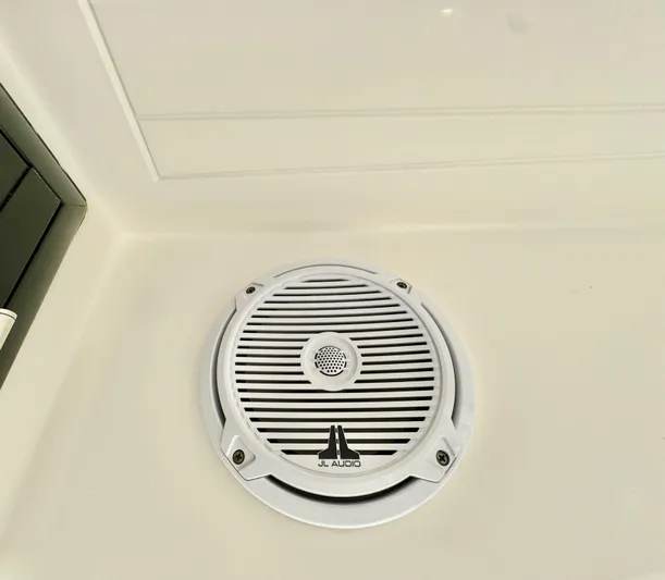 Waves III Yacht Photos Pics JL Audio speaker on 2017 Maritimo M51 yacht ceiling.