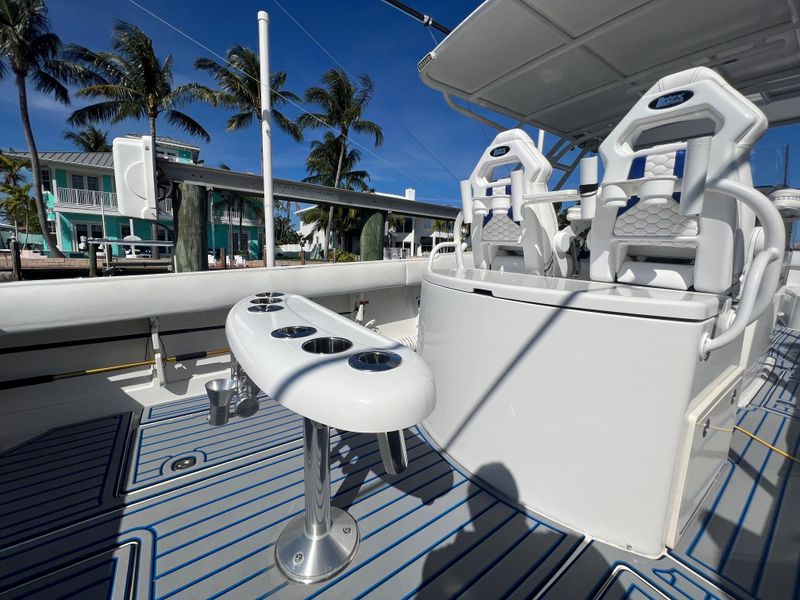 2006 Jupiter 38 FS