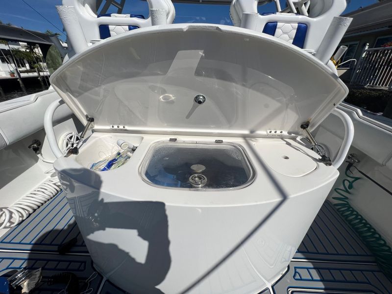 2006 Jupiter 38 FS