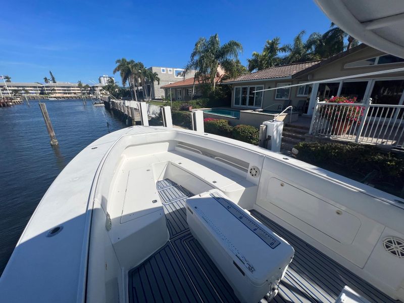 2006 Jupiter 38 FS