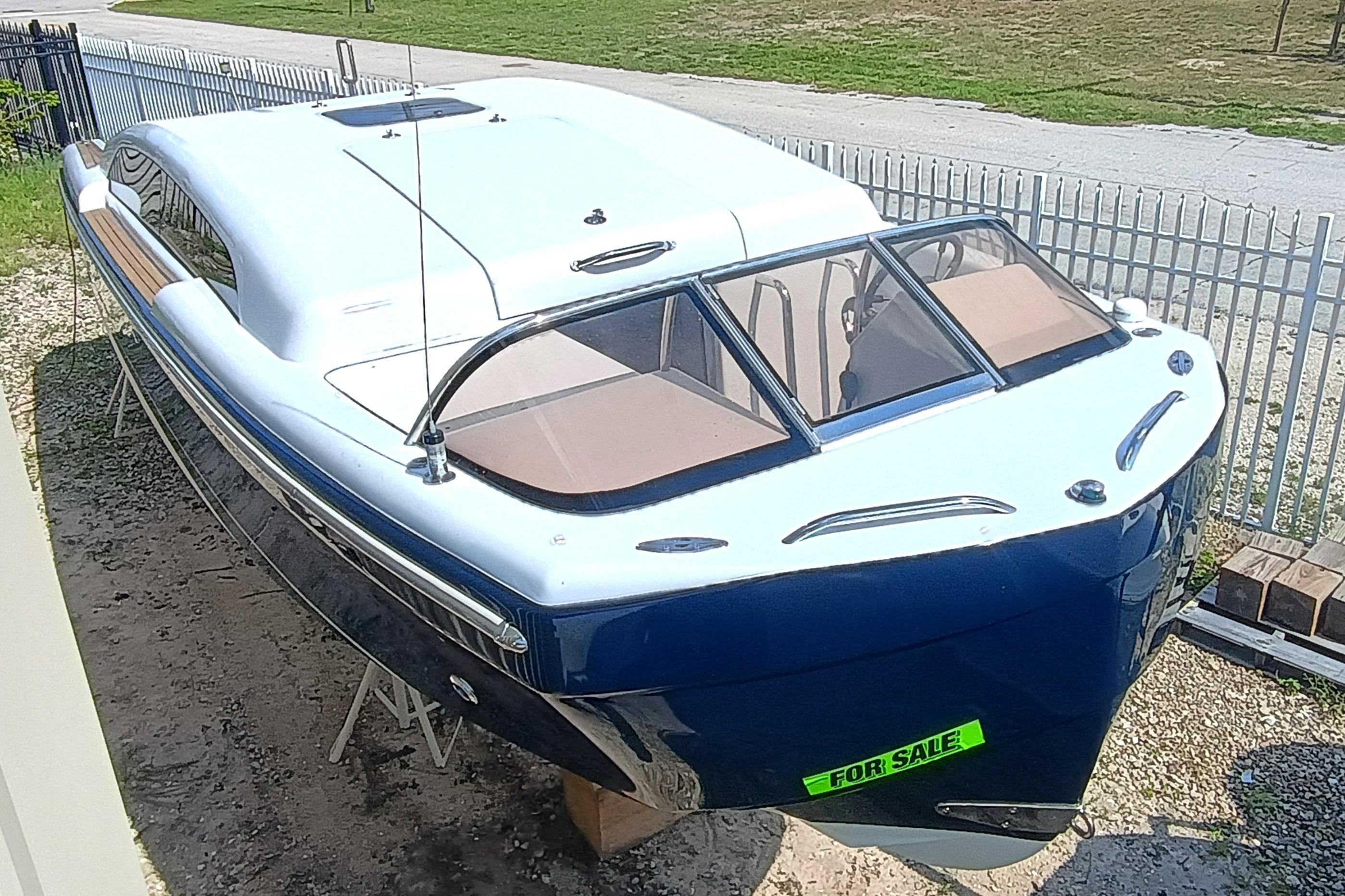 Royal Denship Royal Limo