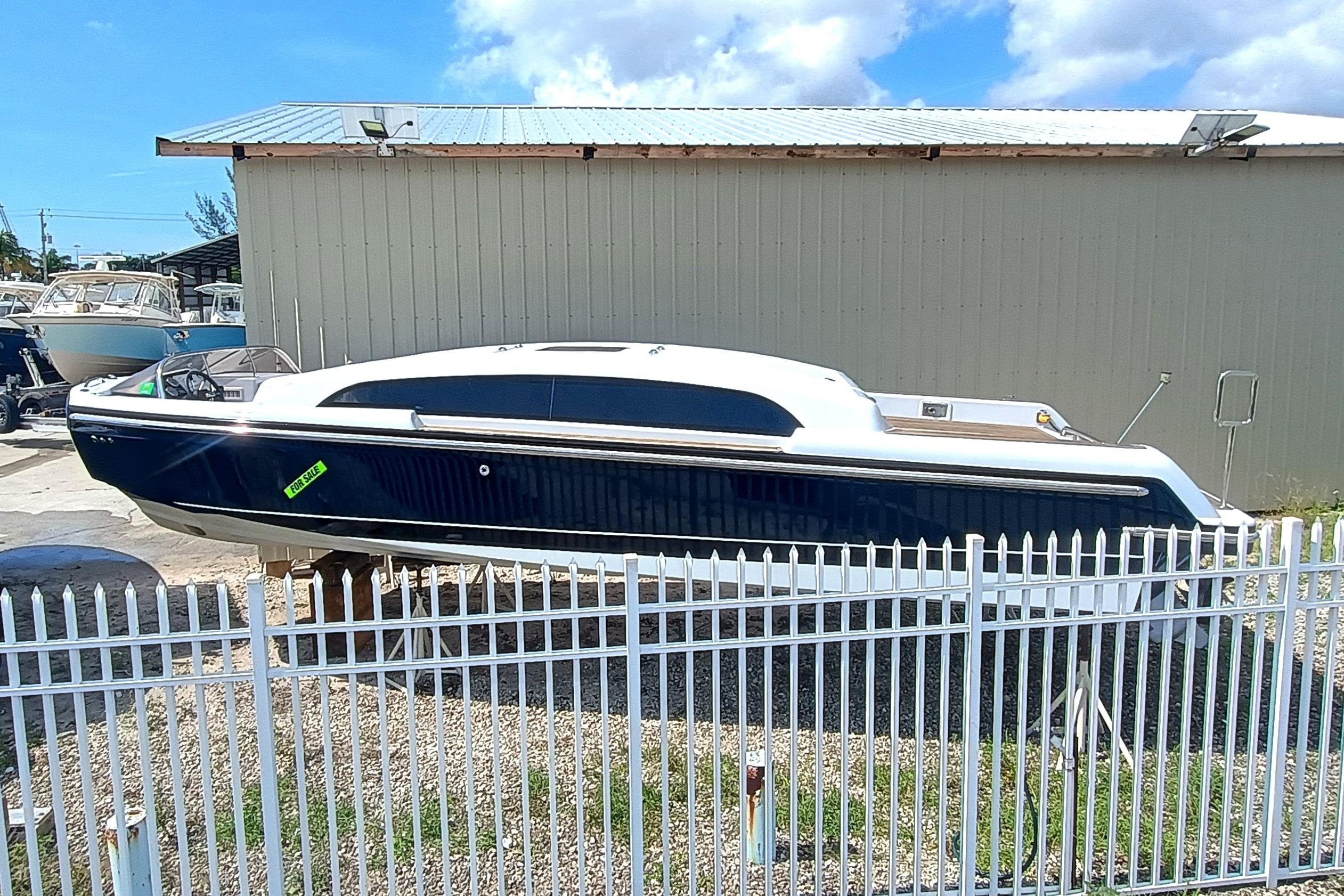 2006 Royal Denship Royal Limo - Image 4