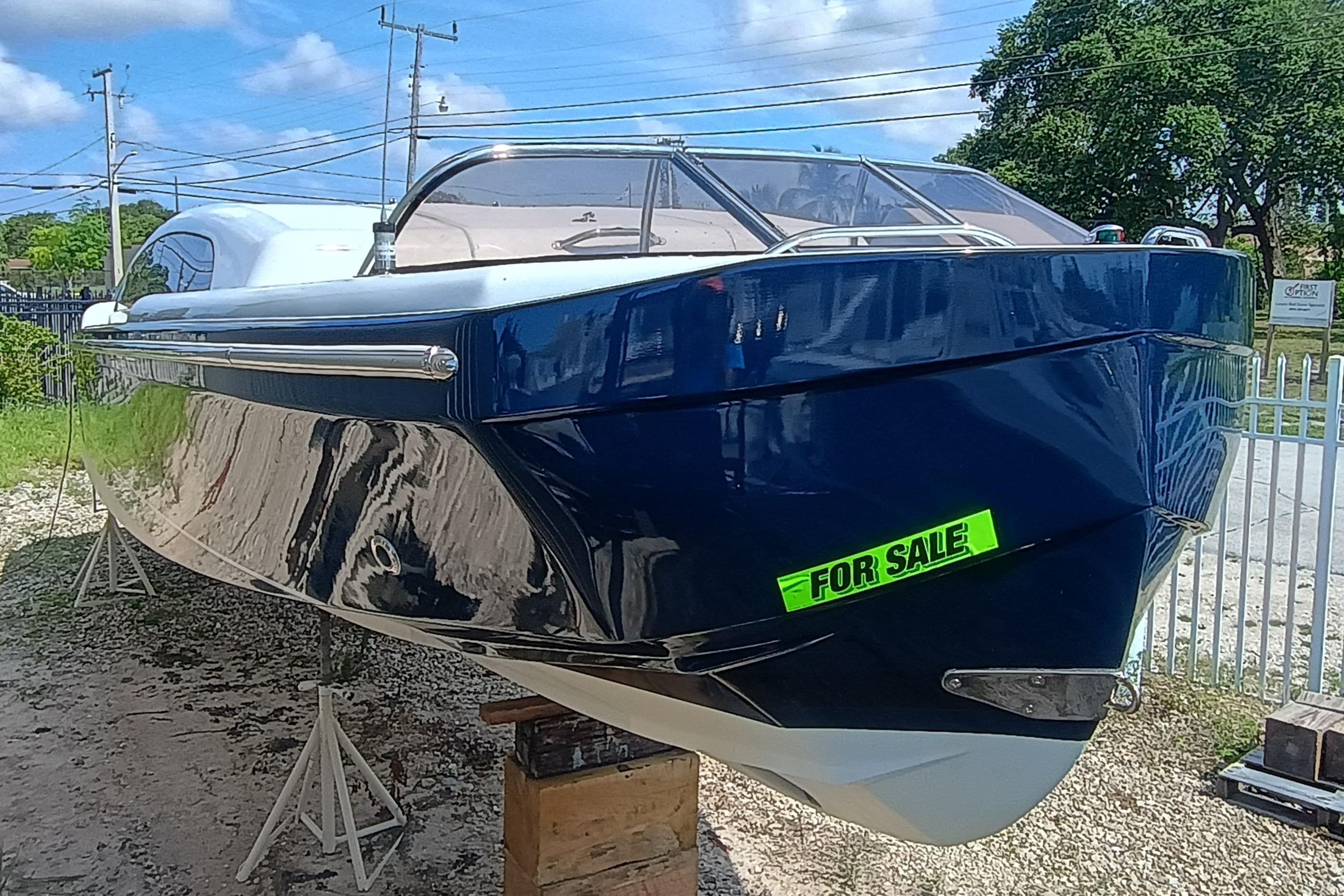 2006 Royal Denship Royal Limo - Image 2