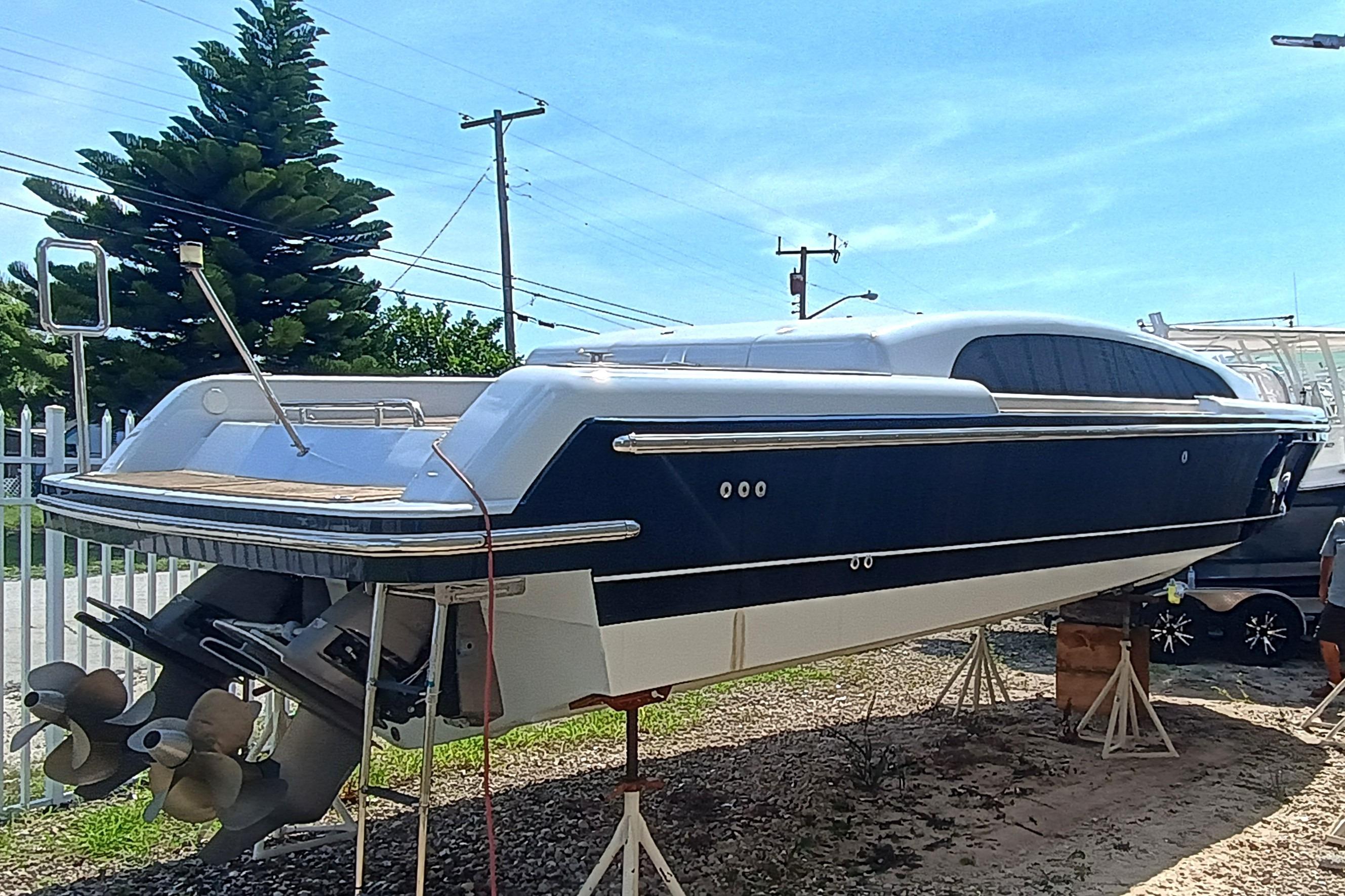 2006 Royal Denship Royal Limo - Image 7