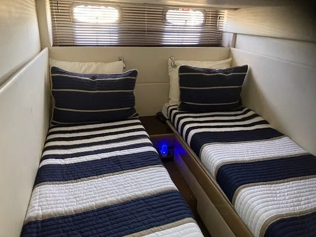 Steal Away Yacht Photos Pics 