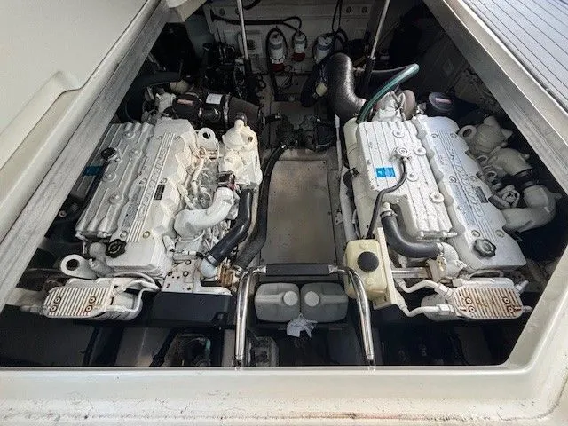 Steal Away Yacht Photos Pics 