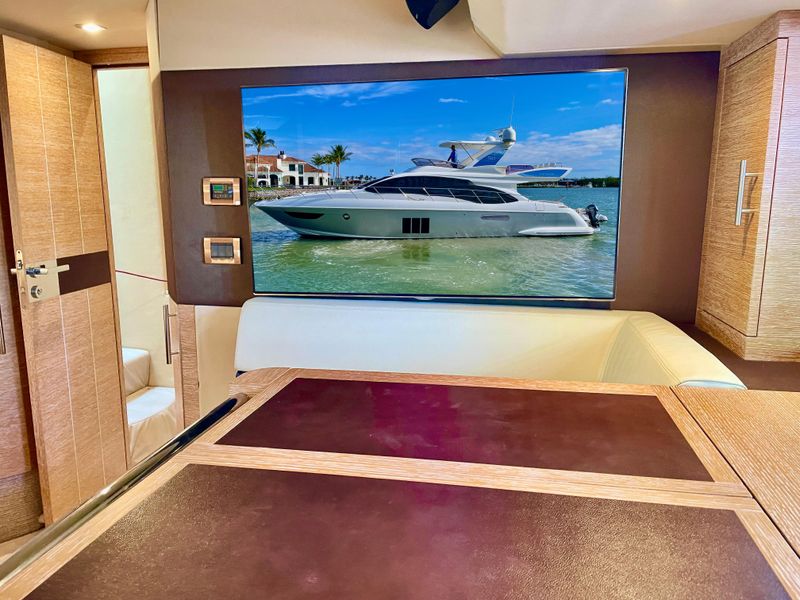 2013 Azimut 60 Flybridge